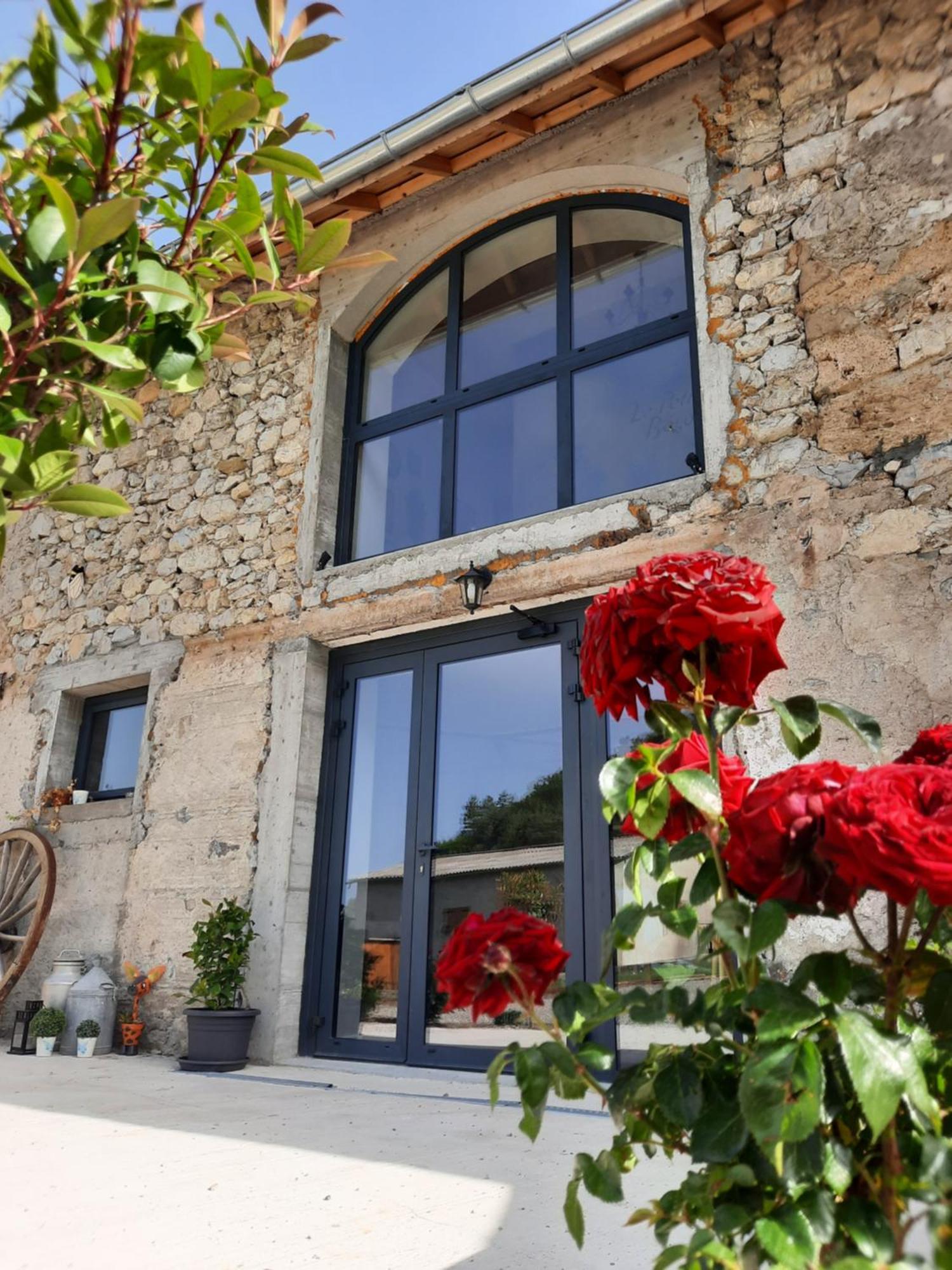 Le Petit Begou Panzió Saint-Auban-d'Oze Kültér fotó